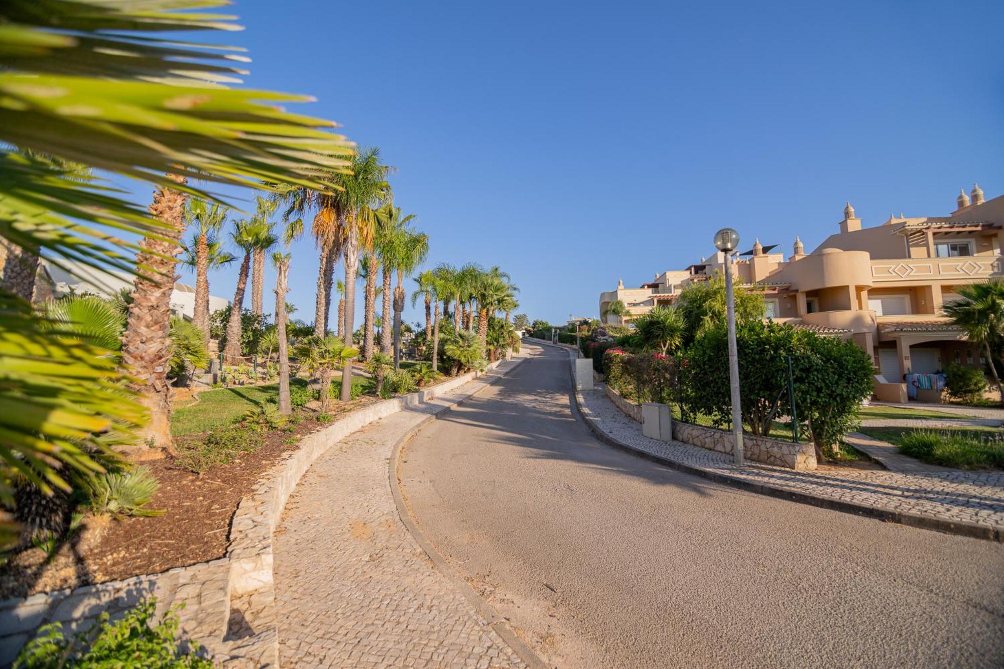 Quinta Da Boa Nova - Cheerful And Spacious 2-Bedroom Duplex Estombar Exterior photo